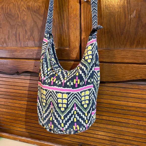 Mossimo Supply Co. Handbags - Mossimo Boho Purse